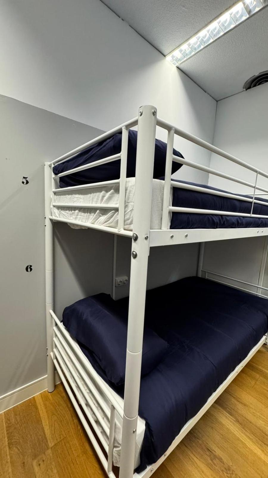 Hostel Puerta Del Angel Мадрид Экстерьер фото